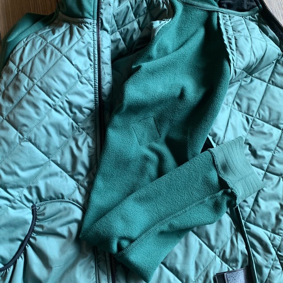 NWOT The North Face women’s quilted jacket zip-up - Picture 8 of 8